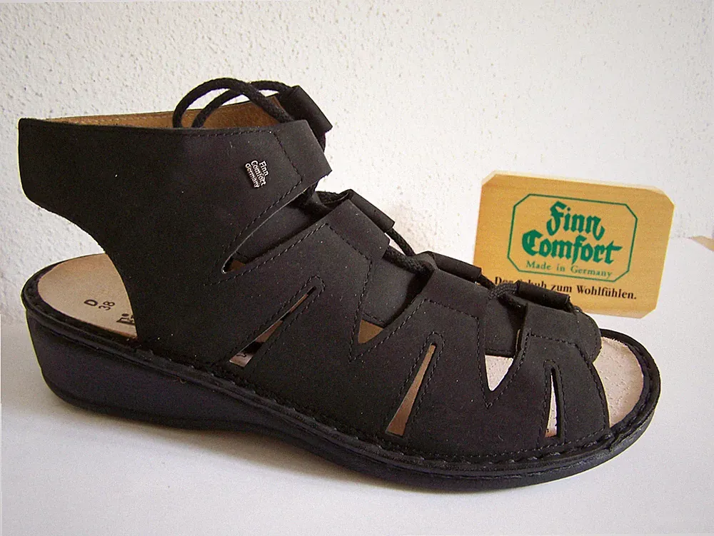 Finn Comfort schwarze Kellnersandalen in Nubuk Malaga incl. Stoffbeutel!