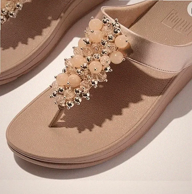 FITFLOP GRÖSSE 8 42 FINO BAUBLE PERLEN METALLIC KLASSISCH BEIGE TANGA FLIP FLOPS £100
