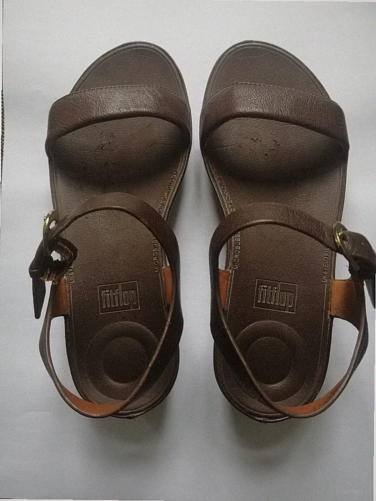 Fitflop Ledersandalen braun Gr 39, Keilabsatz 4cm Neuwertig