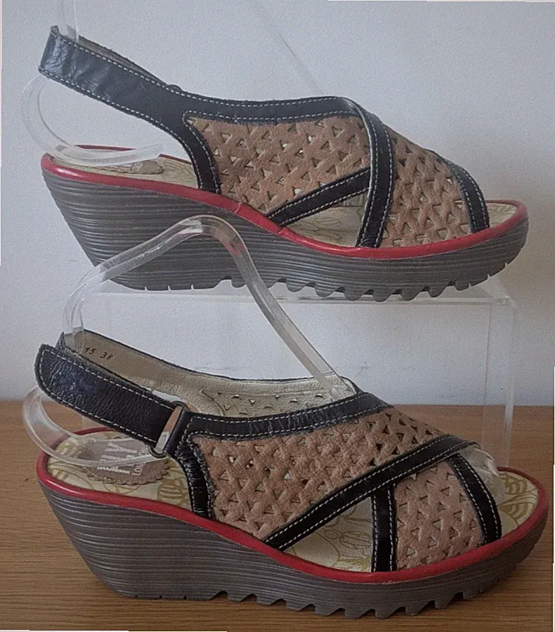 Fly London Damen Keilabsatz Sandalen schwarz Leder hellbraun Mesh rote Paspel EU 38 UK 5