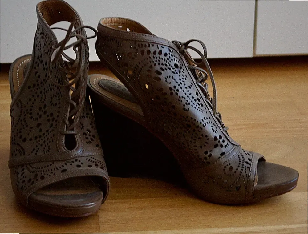 Fossil Damen Leder-Keilabsatz-Sandalen Größe 39