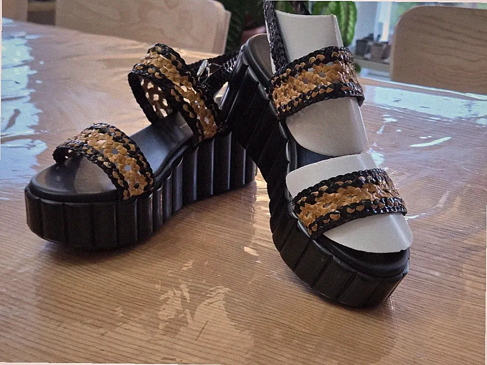 FRAU Damen Plateau Sandalen Keilabsatz schwarz mit geflochtenen Bändern zweifarbig - N 40-37-36