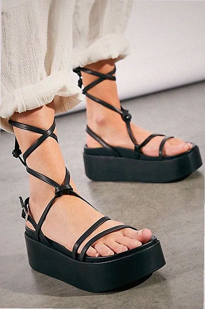 FREE PEOPLE MIDNIGHT MOOD UK 5 EU 38 SCHWARZ LEDER GLADIATOR PLATEAU SANDALEN