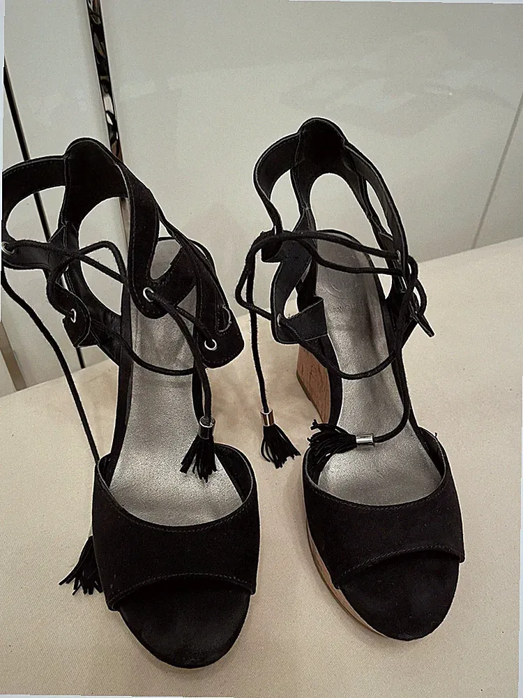 G by Guess Plateau Wedges Gr. 39 Neuwertig 1 X Getragen NP 129 €