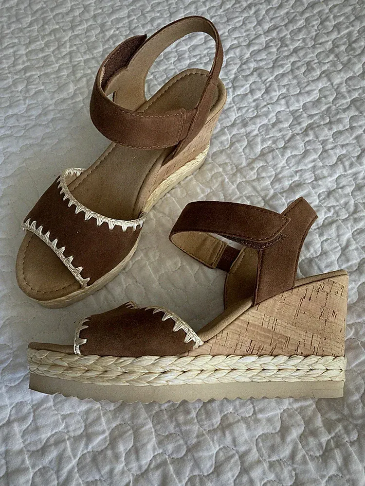 Gabor 37 (4) Keilabsatz Sandaletten braun Beige Neu