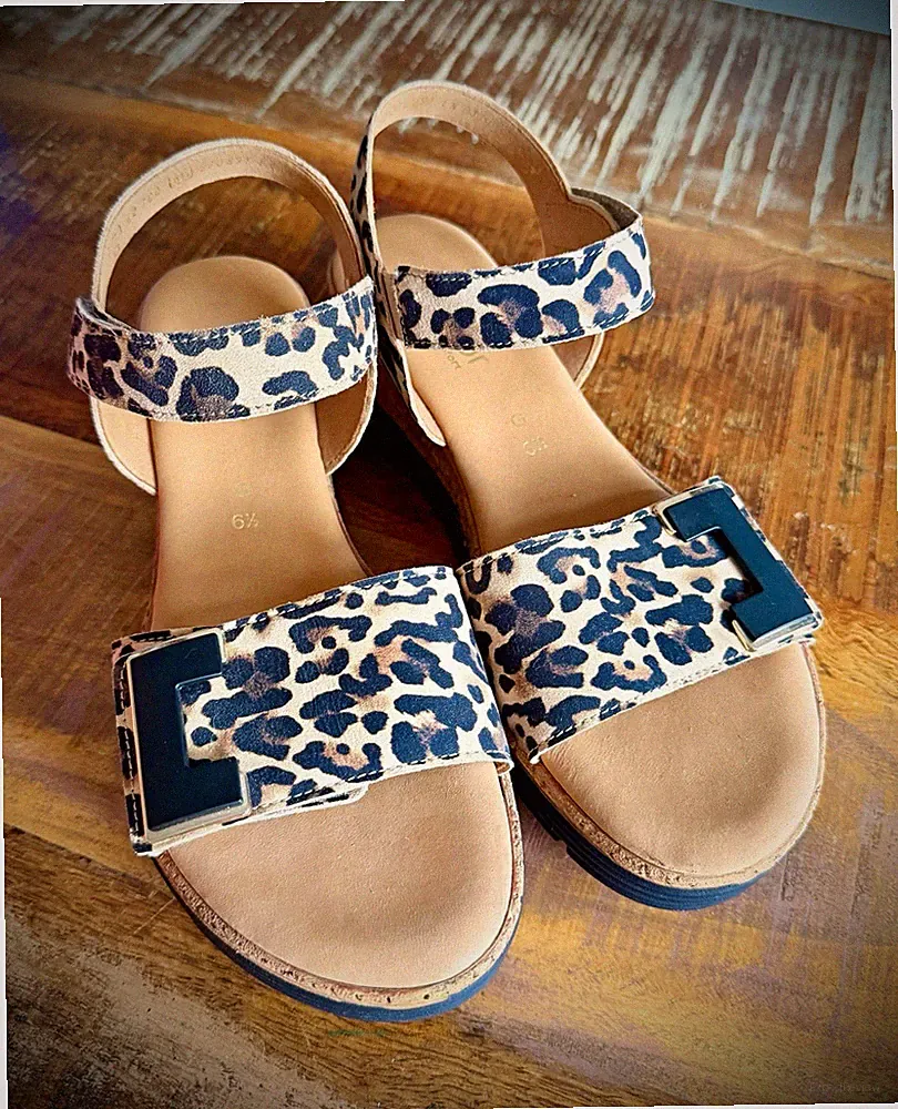 Gabor Comfort Damen Sandalen EU 40 Wildleder Weite G Keilabsatz Leopard