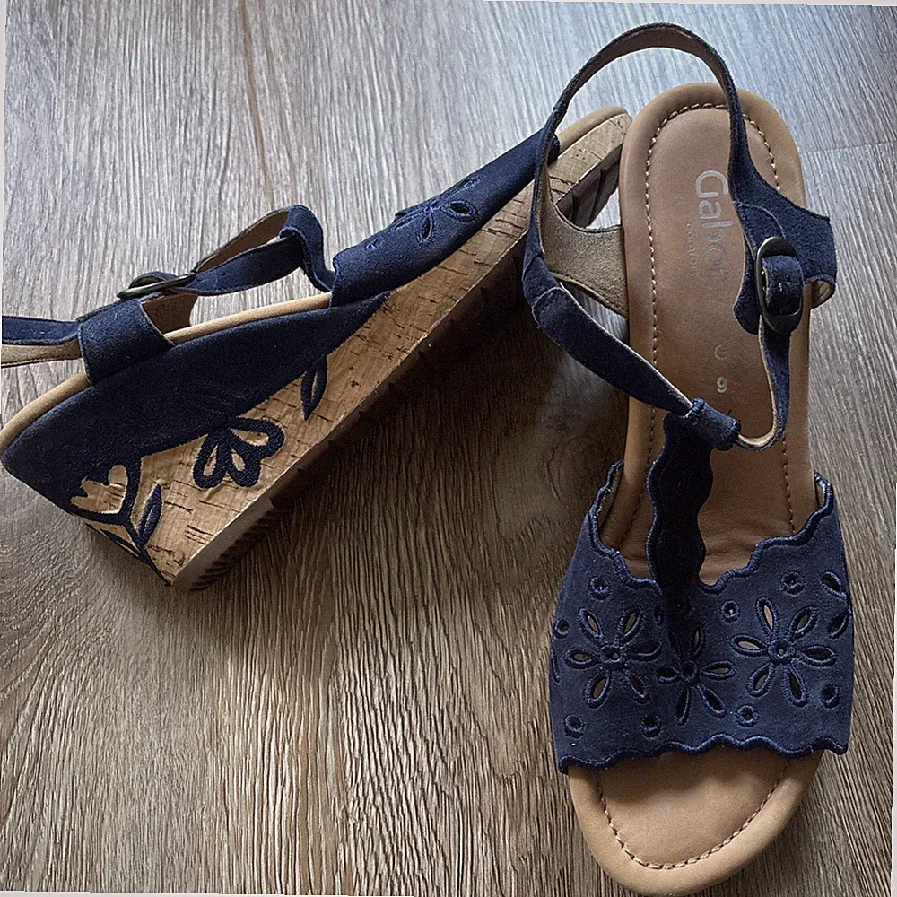 Gabor Damen Sandale Sandalette Halbschuh Sommerschuh Gr 42 blau Keilabsatz