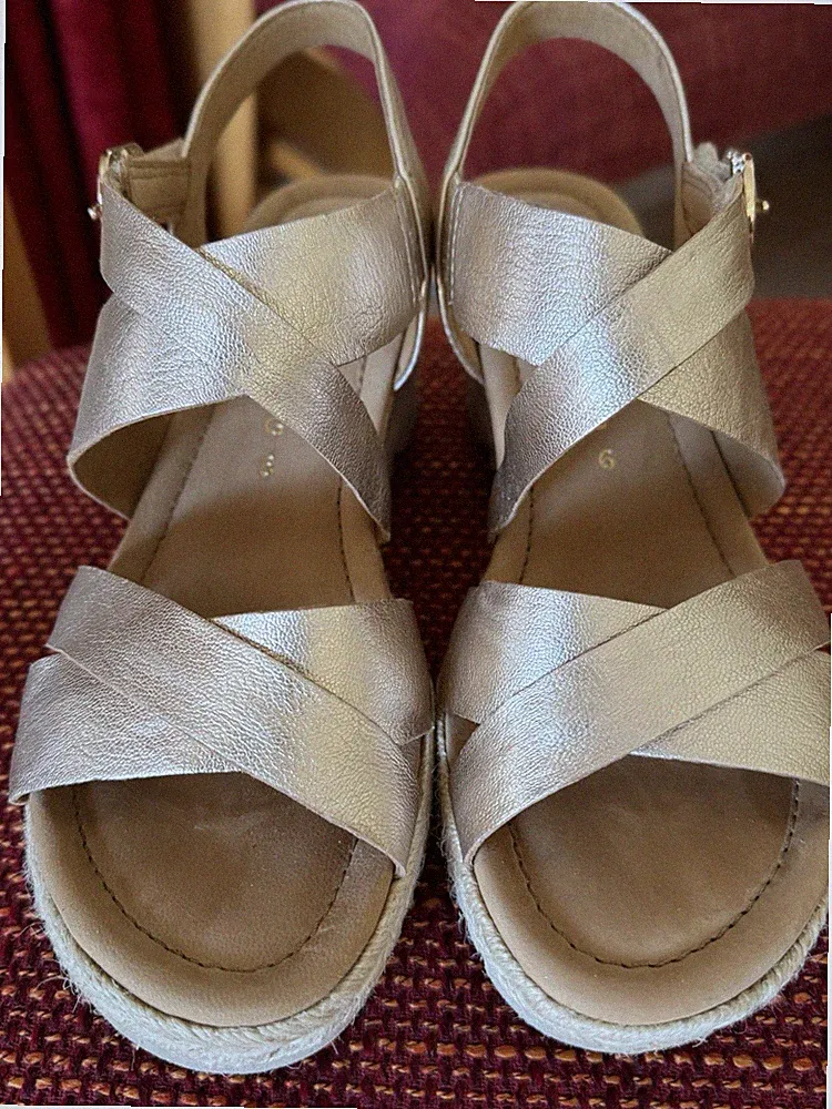 Gabor Keilsandalen Gold Metallic Leder