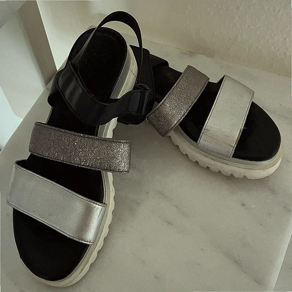 Gabor Keilsandalette, Sandale, Keilabsatz, Klettverschluss, Gr.39 Schwarz Silber