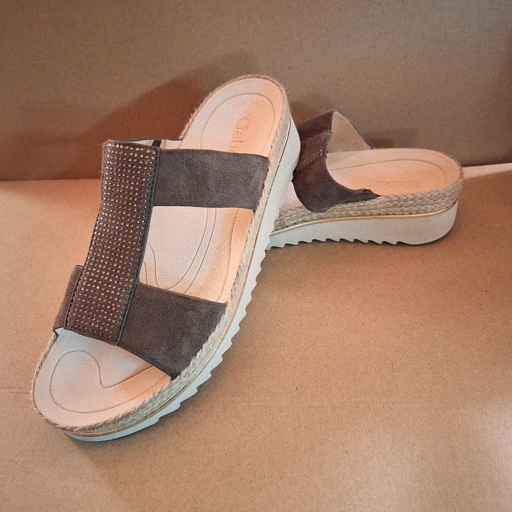 GABOR Pantoletten (echtes Leder) "Best Fitting" in khaki,sehr leicht,Gr. 6 (39)