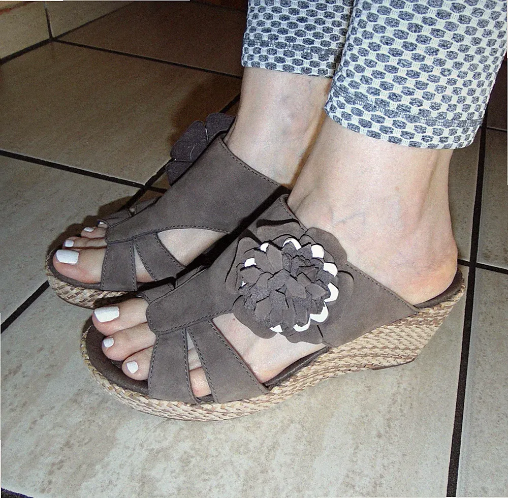 Gabor Wedges Pantoletten Damenschuhe Keilabsatz Sandalen Leder Gr. 5 / 38