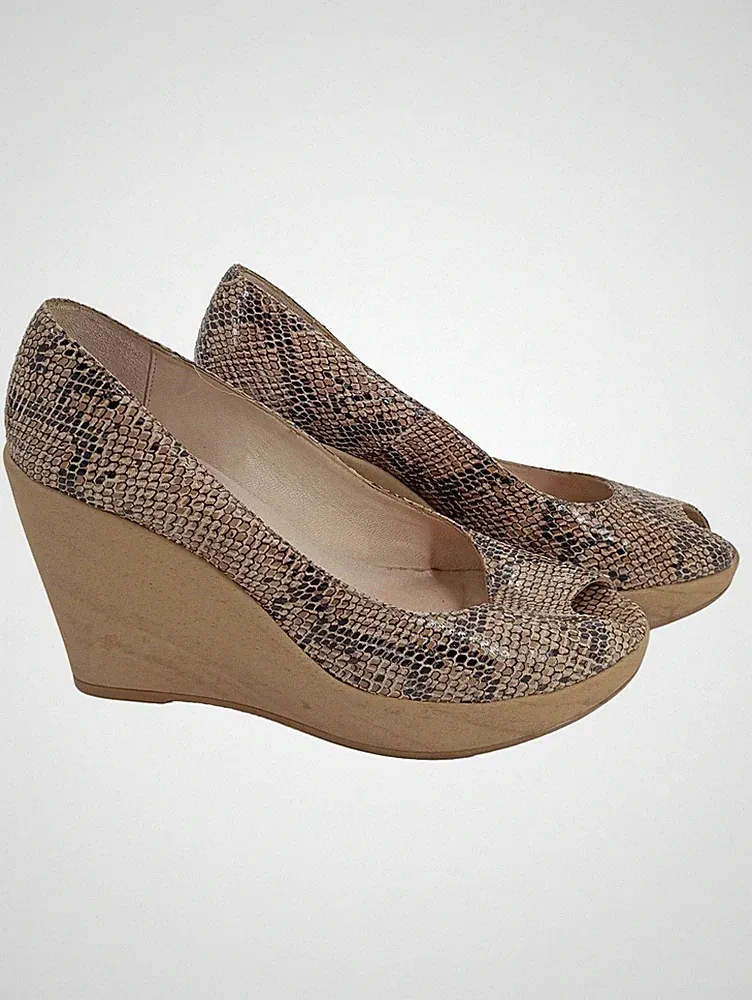 Gadea Damen Pumps Peeptoe Gr. 38 Mehrfarbig Tierdruck Keilabsatz