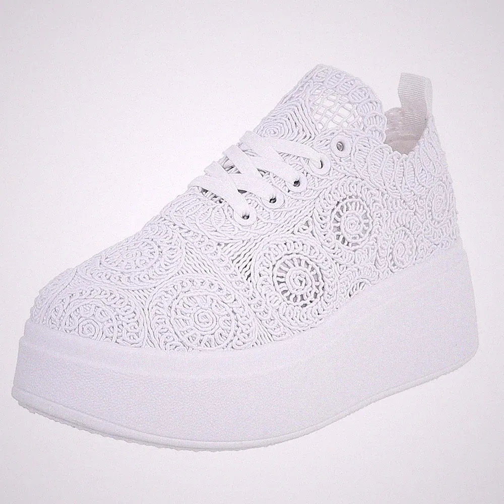 Geflochtene Damen Low-Top Sneaker mit Lochschnürung Ital-Design 1643 in Weiß