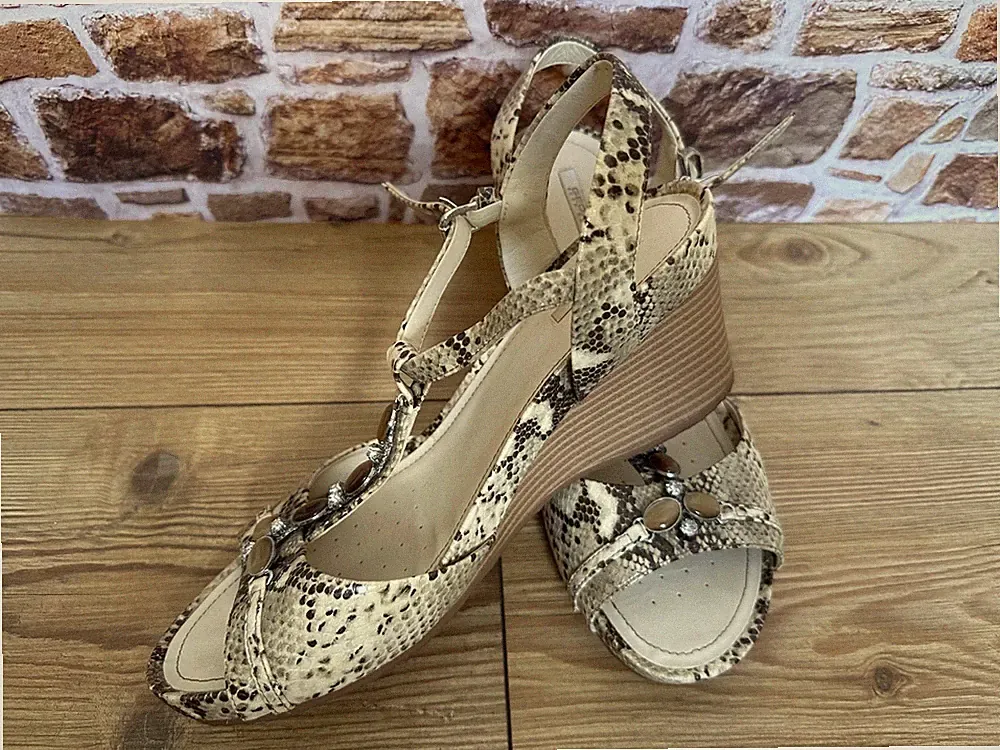 Geox Damen Sandalen Keilsandalette Sommerschuhe Gr.41 Leder Top!