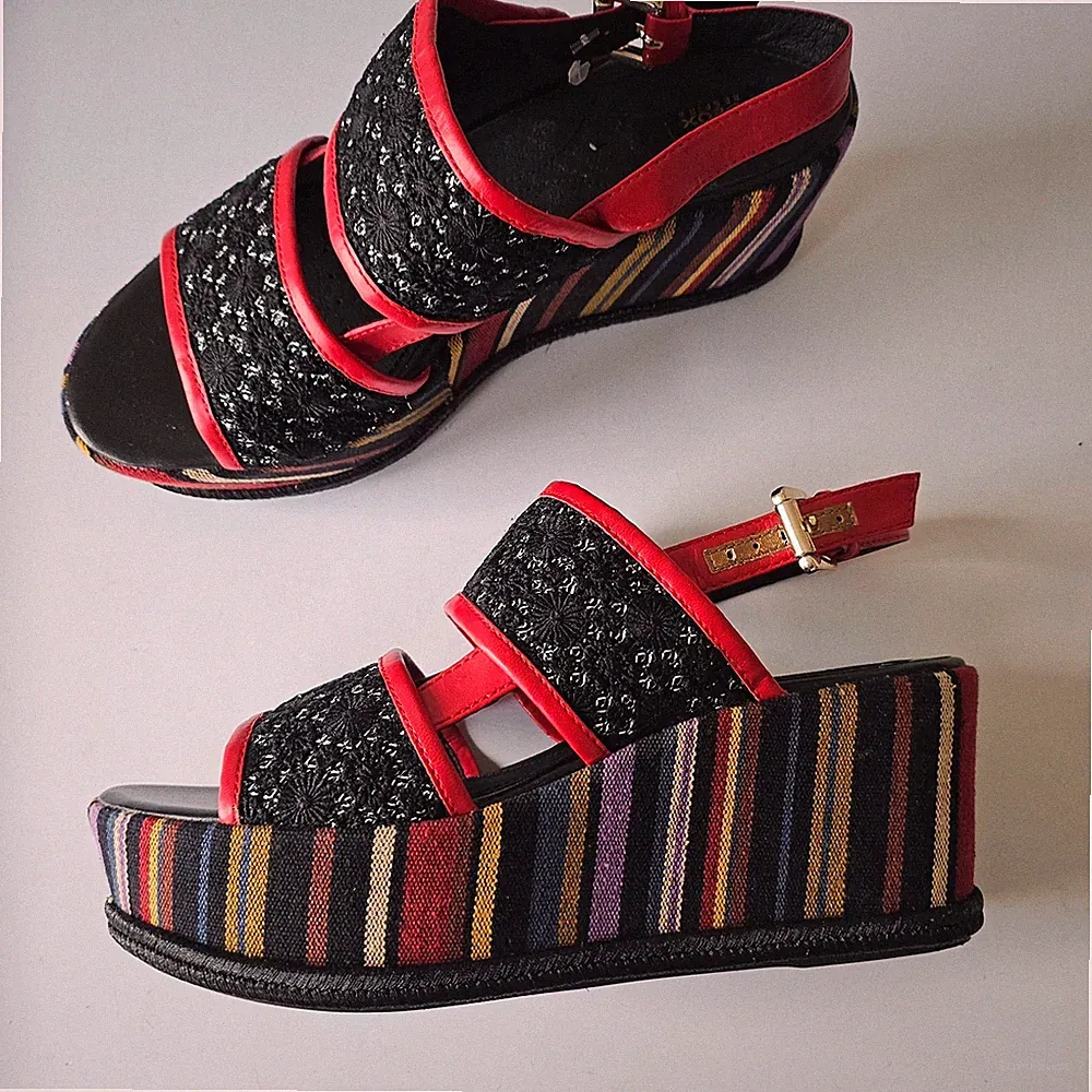 Geox High Heel Schuhe 7,5 Wedges Damen Regenbogen Schwarz Rot Sommer Sandalen