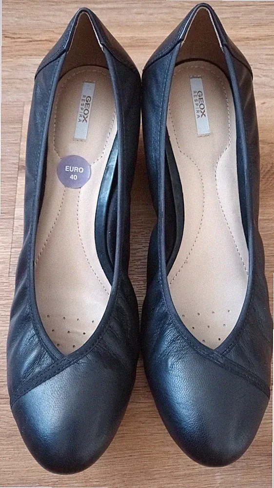 GEOX Respira Damen Keilabsatz Pumps Echtleder Schwarz Gr. 40 NEU