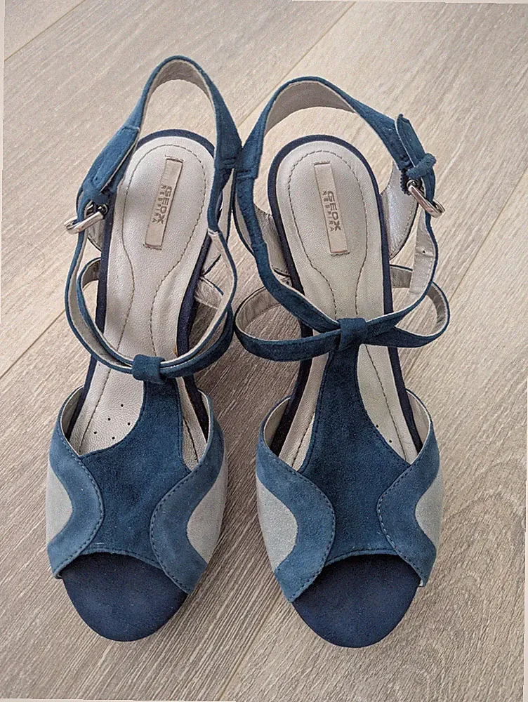 GEOX Respira Damen Sandalen Sommer Schuhe Gr. 37 UK 4 Echtleder Türkis Leder