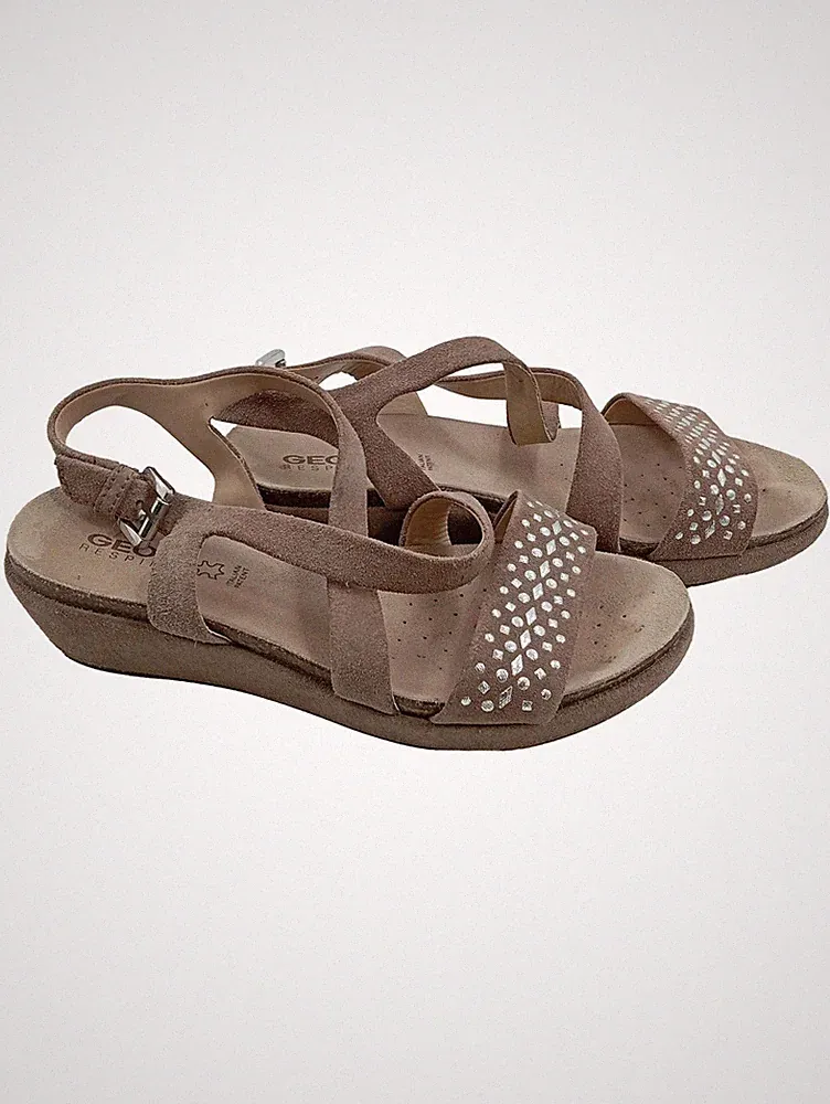 Geox Respira Damen Sandaletten Gr. 37,5 Beige Leder Strass Keilabsatz