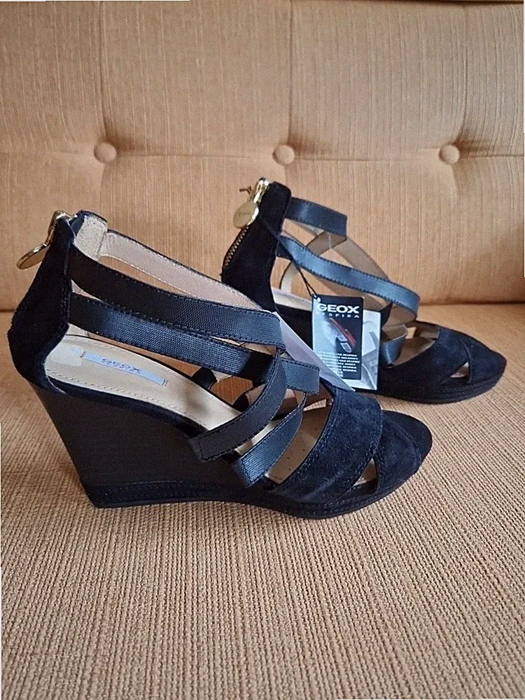 GEOX Respira Leder Sandalette Keilabsatz Schwarz NEU 120 € Gr. 36