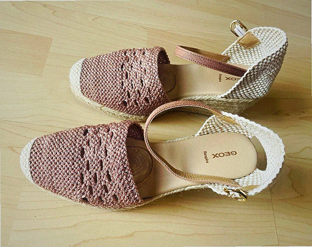 keilabsatz sandalen damen beige