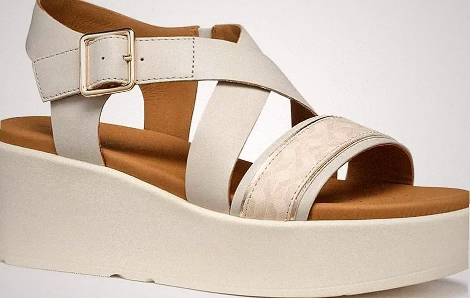 Geox Xand Damen-Sandalen UK 6 EU39 hellsand Leder Keilabsatz Plateau offene Zehenpartie Sommer