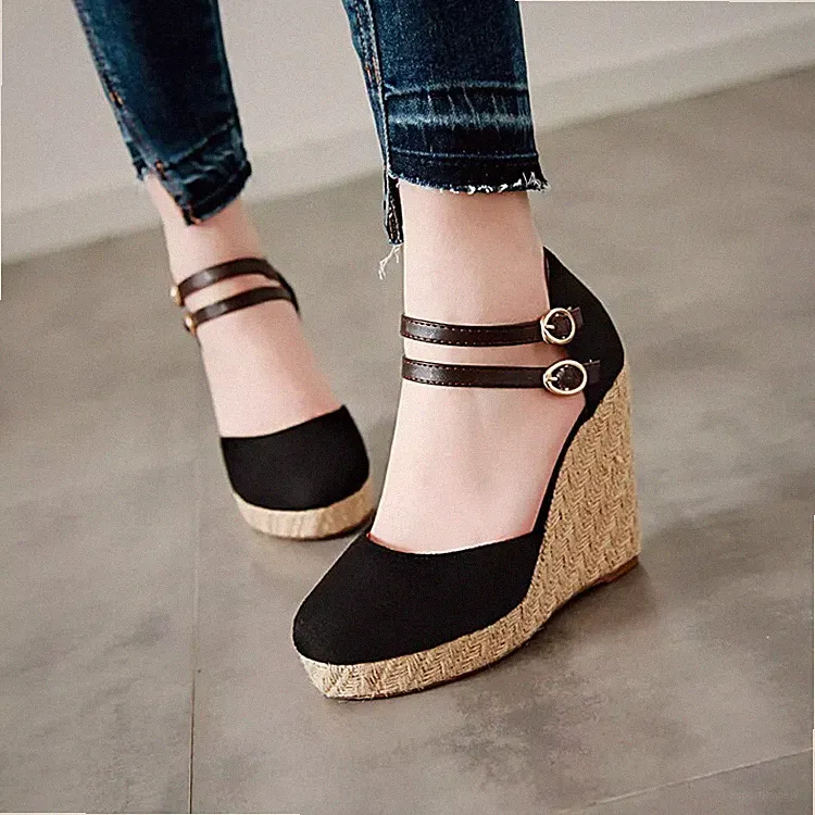 geschlossene Sandalen Keilabsatz 11 cm Platform Plateau schwarz Espadrilles Kunstleder