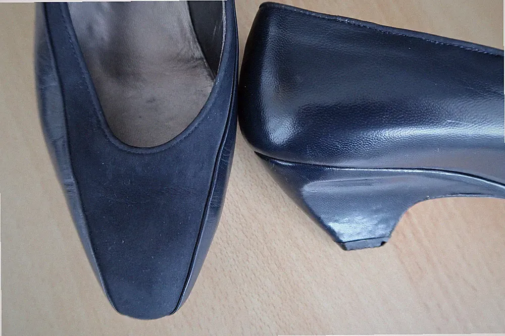 getragene Leder Pumps Gr. 37,5 (4 1/2) dunkelblau Keilabsatz Ledersohle Slipper