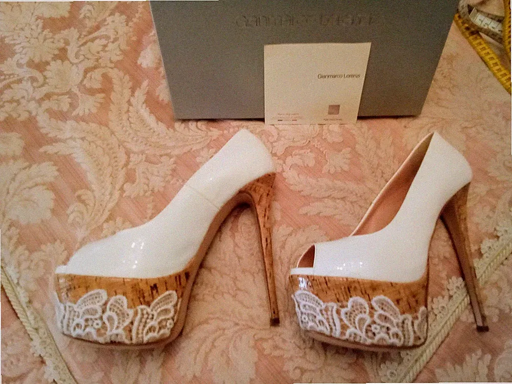 Gianmarco Lorenzi Pumps Sandalen Keilabsatz Stiletto Schuhe 37 High Heels Spitze