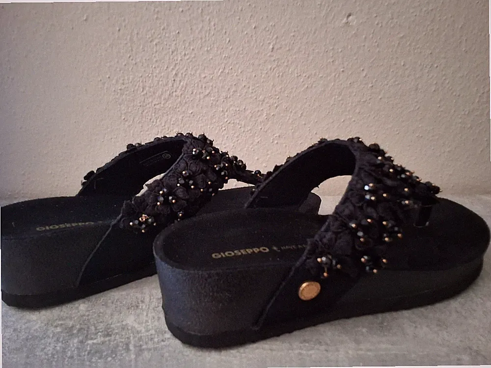 Gioseppo Flip Flops Damen Gr. 36 Schwarz. Gebraucht guter Zustand