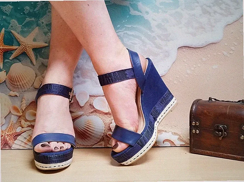 Gr.40-41 Keil-Sandalen MULANKA Pumps, blau. sehr gepflegt, wie neu!