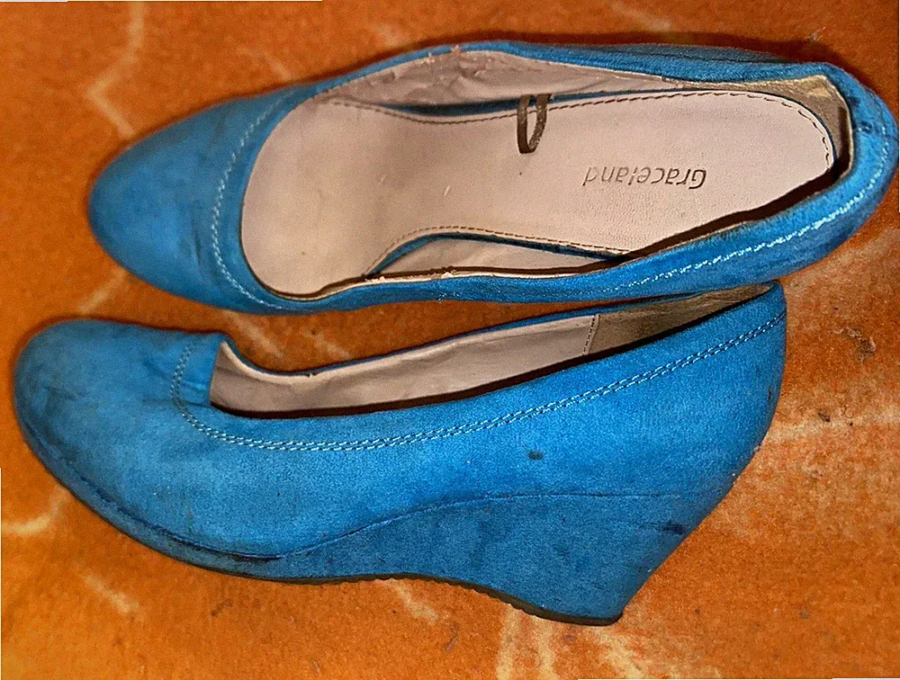 Graceland Damen Pumps Blau Keilabsatz mittel Stoff Schlupf rund EU 39