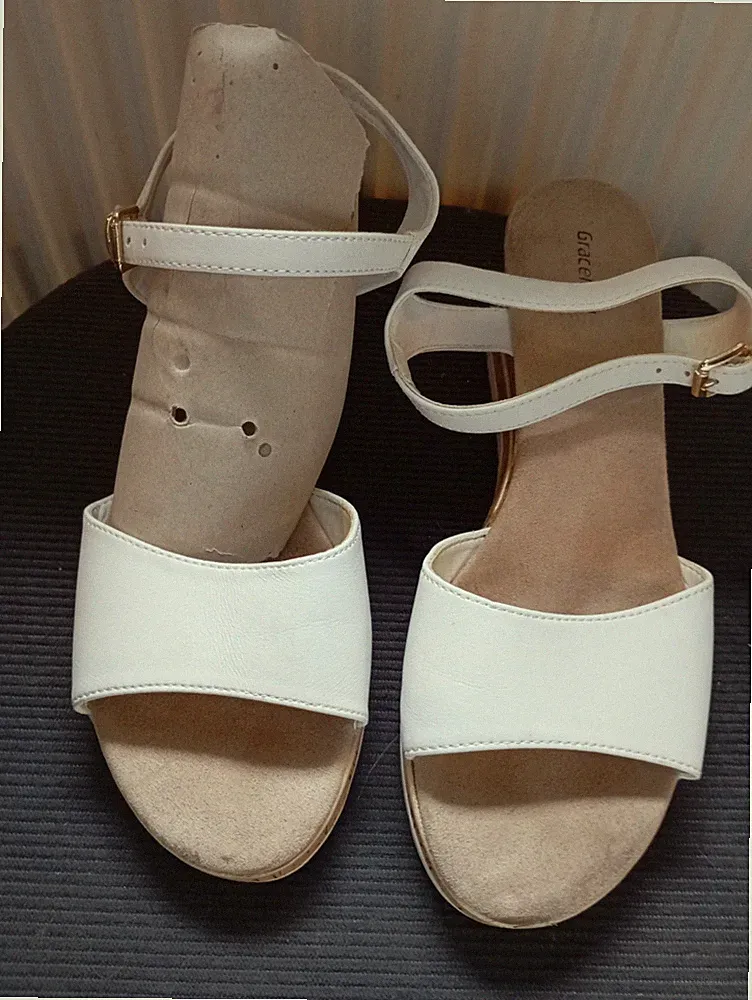 Graceland Damen Sandalen Größe 39 Kork Keilabsatz Weiß Top Zustand