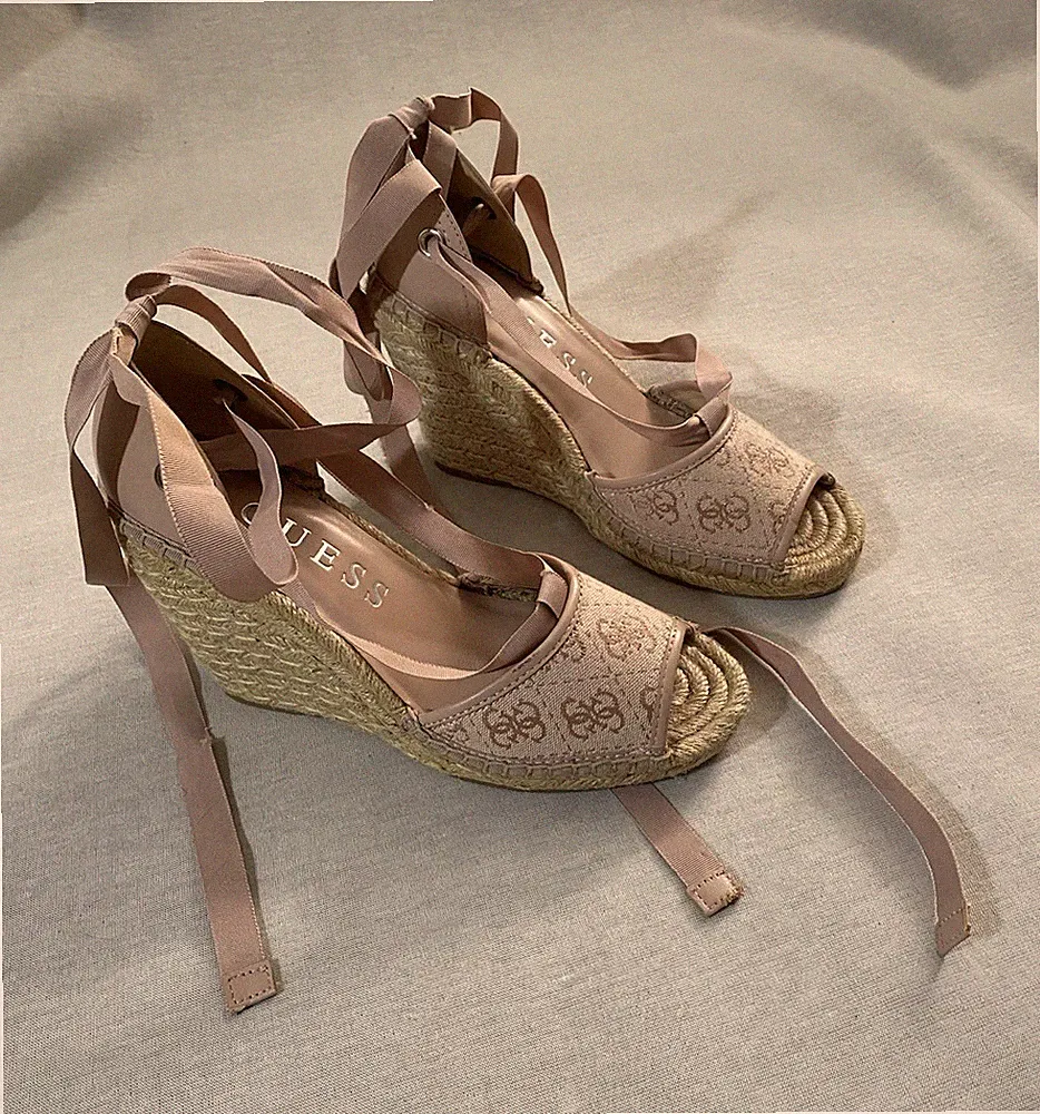 GUESS DIANDRA Damen Espadrille-Sandalen Keilabsatz hoch Rosa/Beige EU 39
