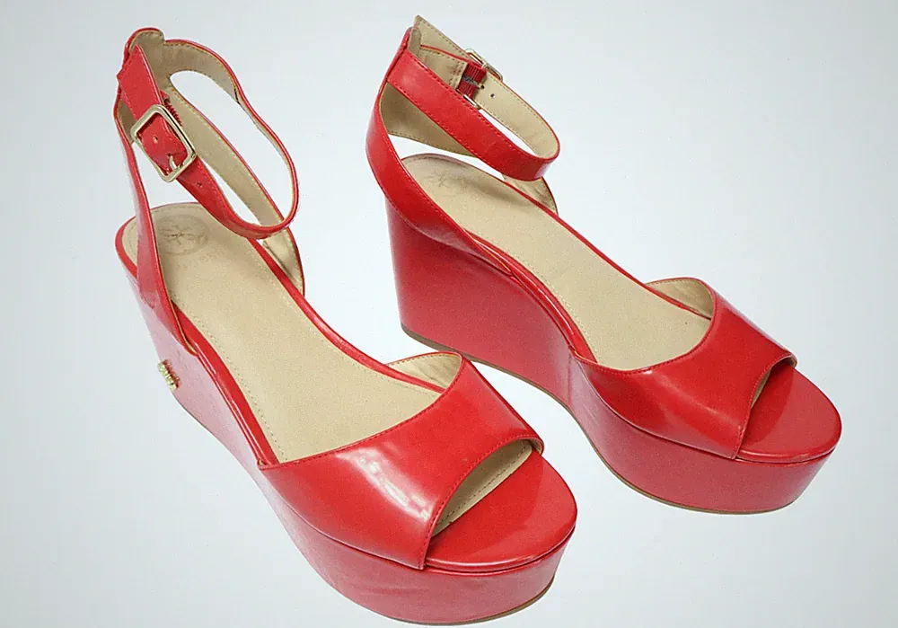 Guess Schuhe Damen (Eu) 39 Rot Knöchel Schnalle Peeptoe Logo Keilabsatz Sandalen