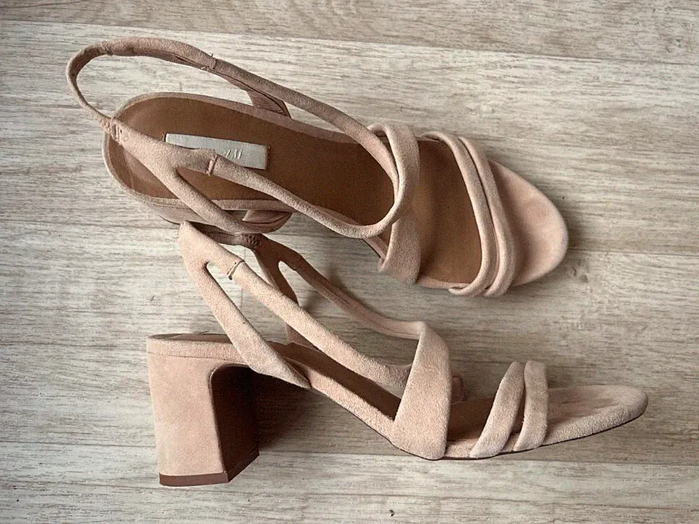H&M elegante echt LEDER Wildleder Blockabsatz Sandaletten beige Größe 40 - 40,5
