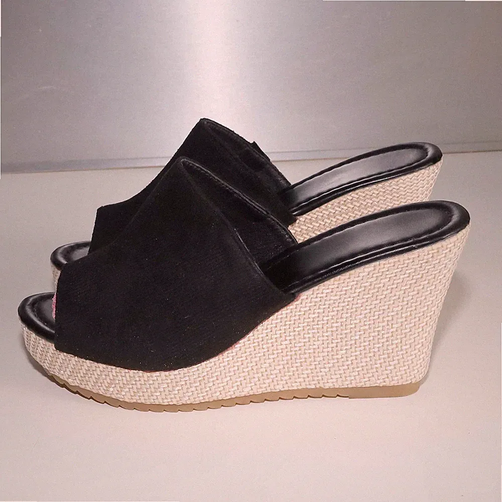 High Heel Keil-Pantoletten Espadrilles Mules Wedges schwarz 10 cm Absatz Gr. 41