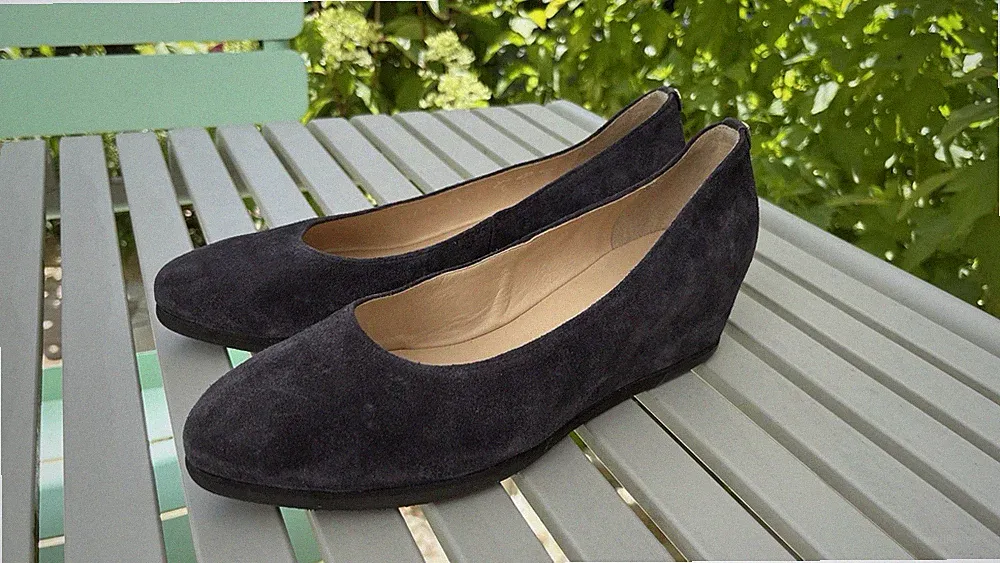 Högl Butterflight Pumps Keilabsatz, Veloursleder, Graublau, Gr. 40