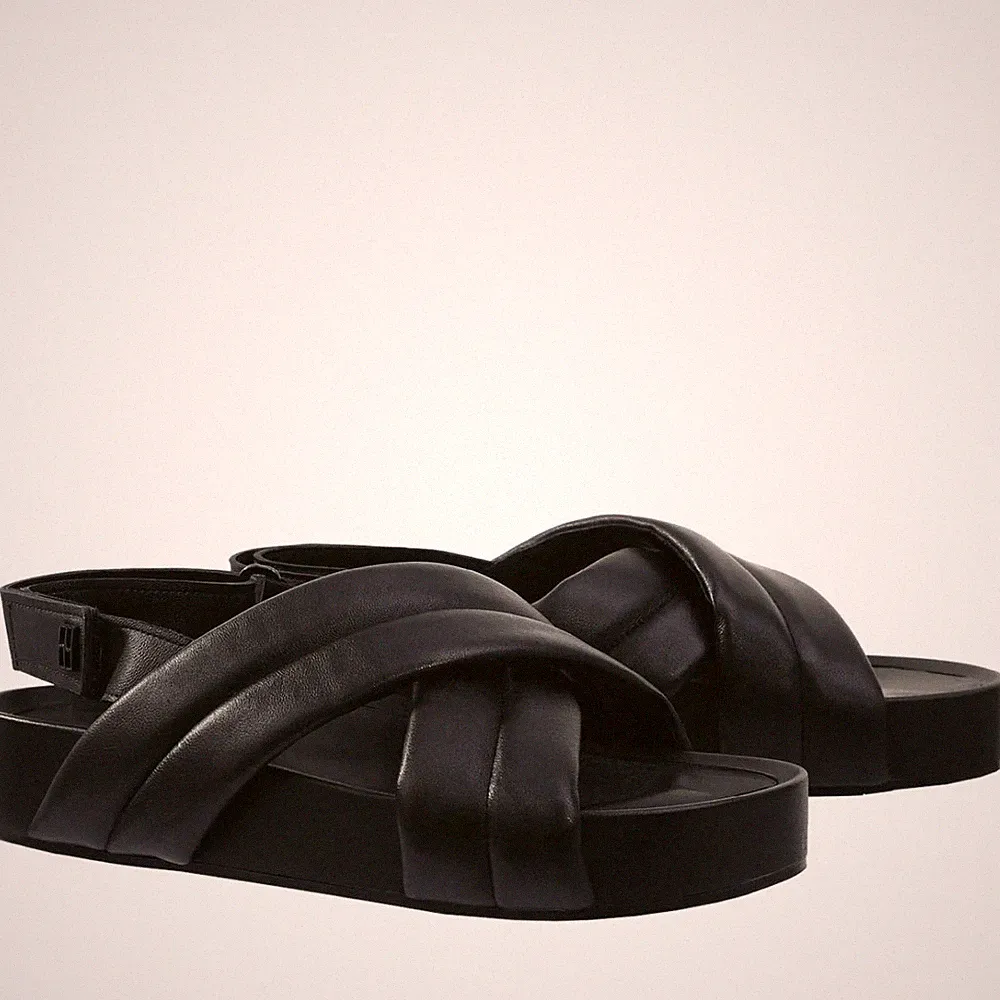Högl Damen Schwarze Keilabsatz Ledersandalen Peeptoe Freizeit 7102950-0100