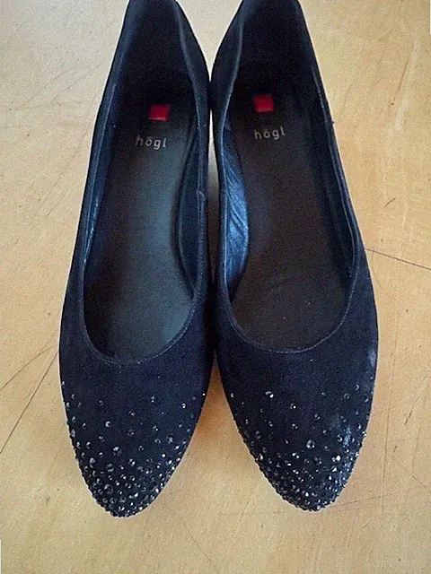 HÖGL Damenpumps Gr. 6,5 - schwarz mit Strass - Feines Rauhleder