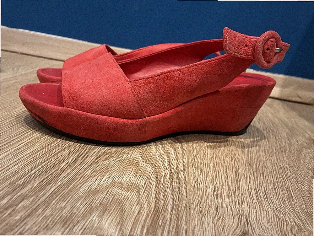 Högl Sacchetto Damen Sandalen EU 37 Rot Wildleder Slingback Keilabsatz
