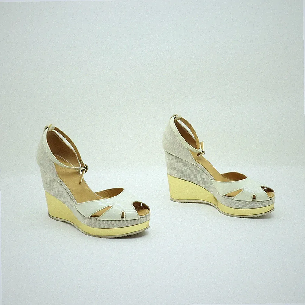 HOGAN Sandalen gebraucht EU-Nummer 38 1/2 (Cod.CS1662) Leder beige Damen