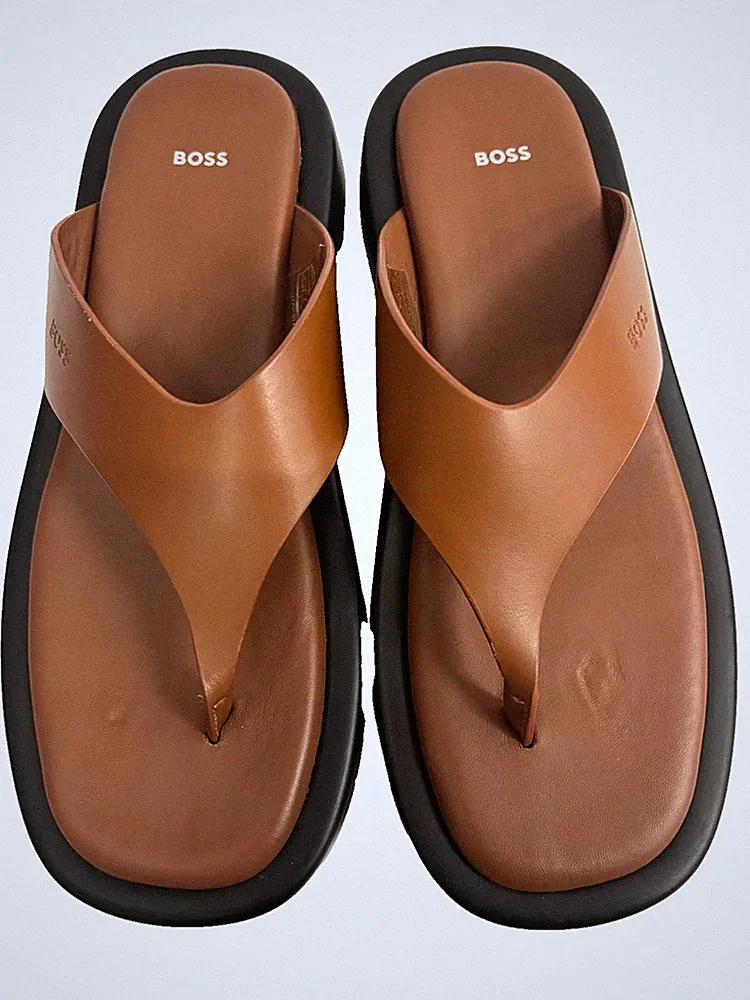 Hugo Boss Sandalen hellbraun UK 7 EU 40 REF M27"
