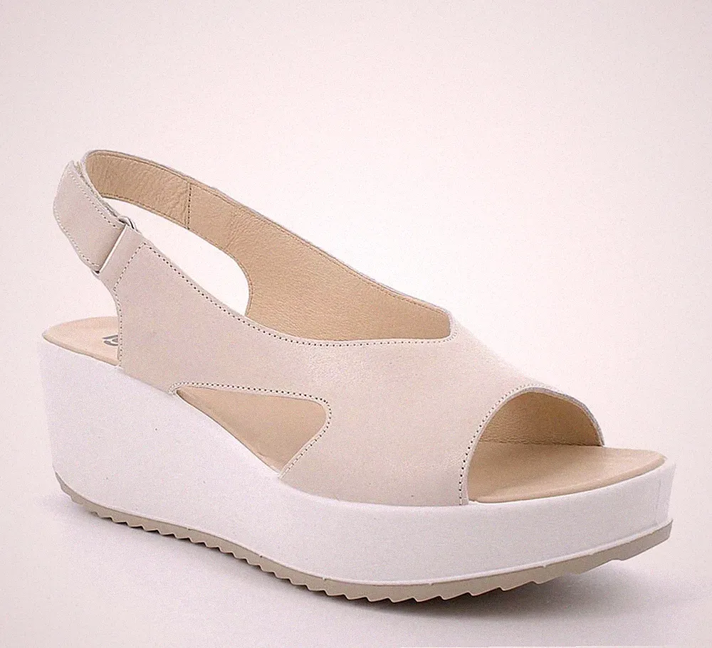 Igi&co Sandalen 7666033 Leder beige Keilabsatz 4,5 cm Made in Italy