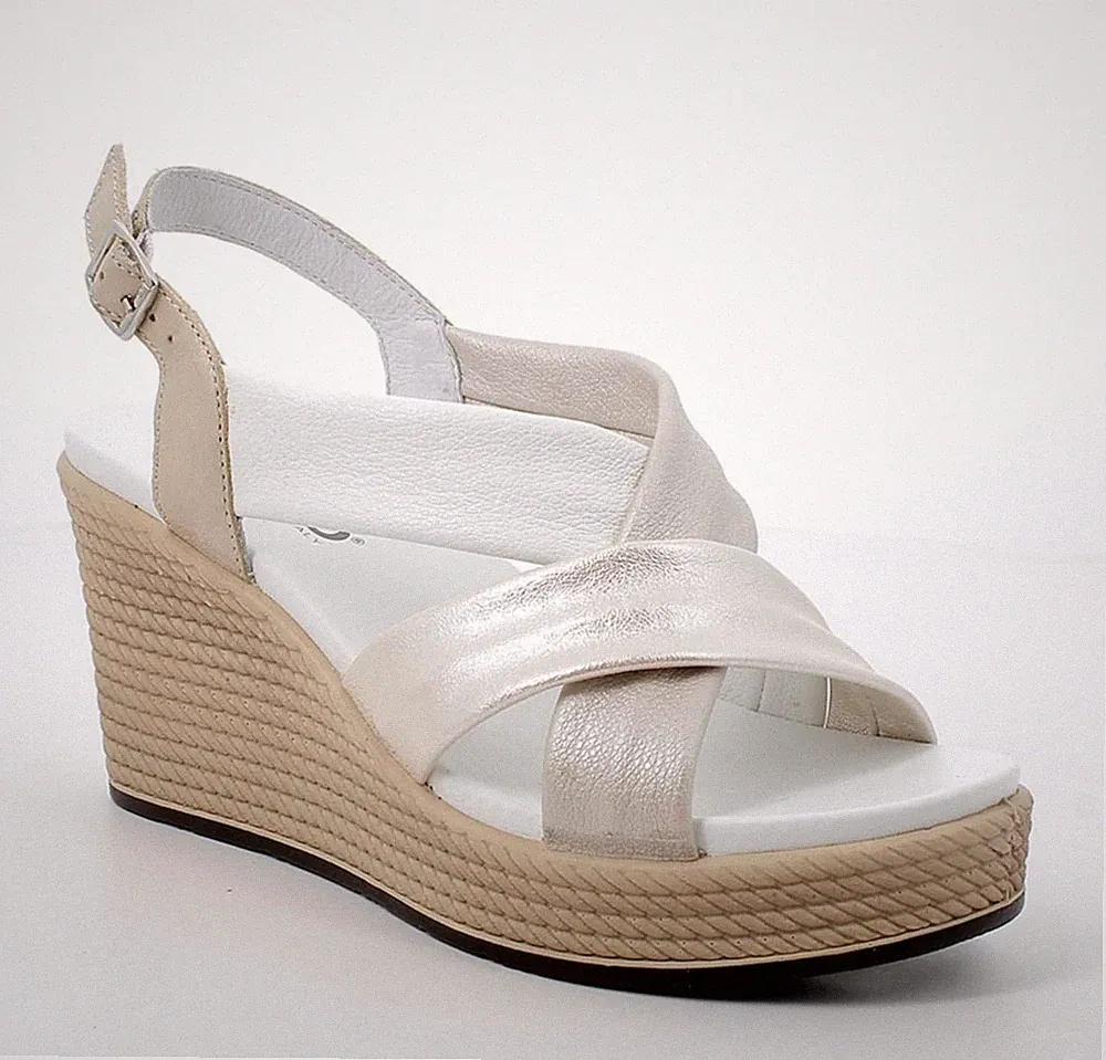 Igi&co Sandalen 7671133 Leder weiß und gold Keilabsatz 7 cm Made in Italy RABATT