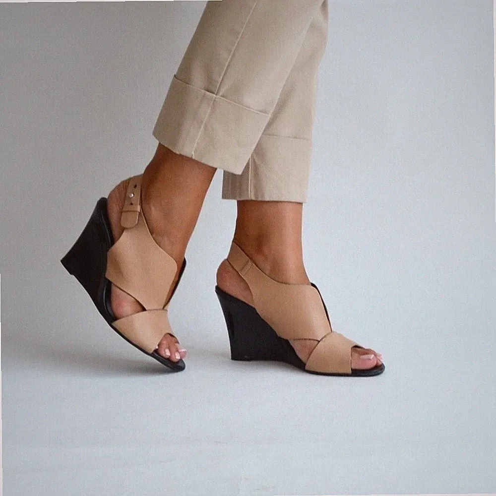 Italien High Heel Sandalen PAM Wedge/ Keilabsatz Leder Beige Gr 38 NP 135
