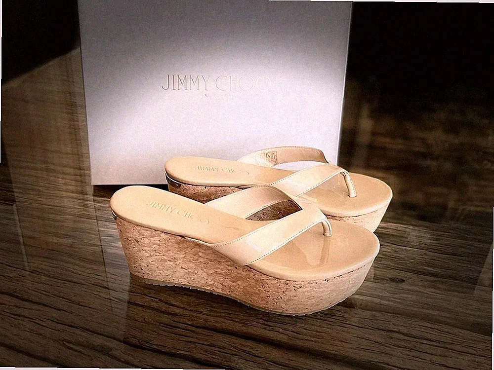 Jimmy Choo Damen Sandalen Zehentrenner Keilabsatz Beige EU 37 Logo