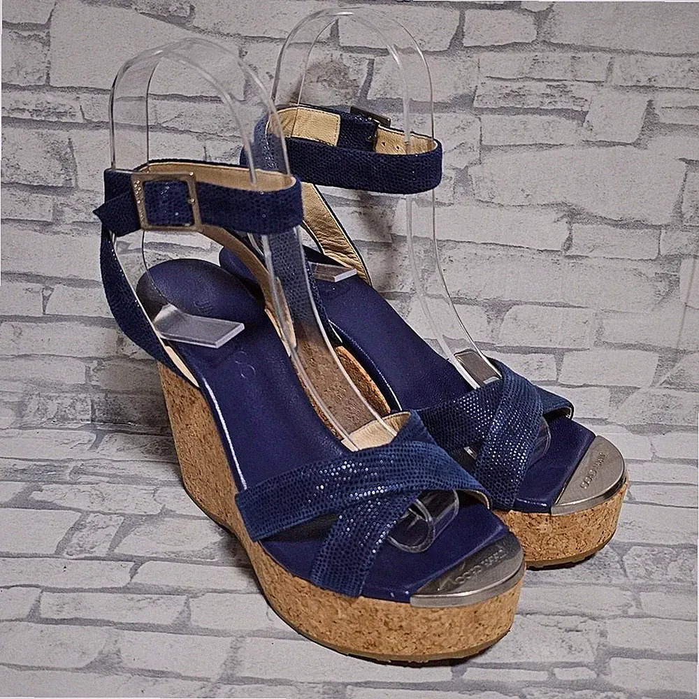 Jimmy Choo Keilsandaletten blau Leder Fesselriemchen Größe 34 Korkabsatz 10,5 cm