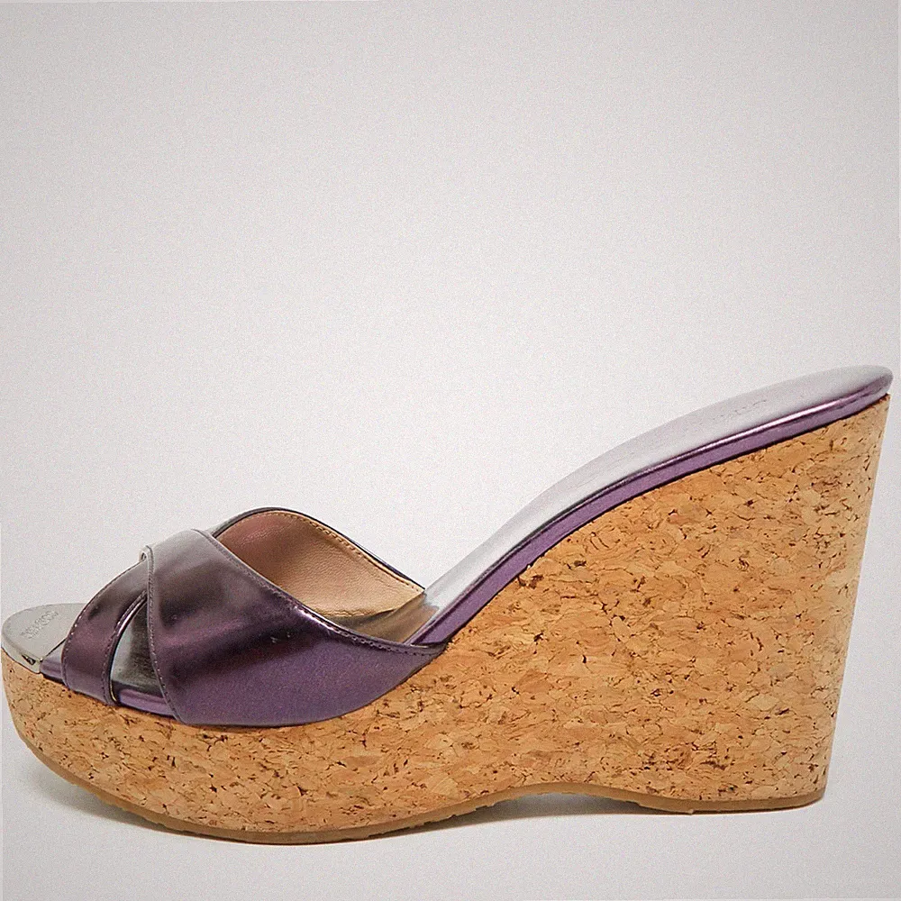 Jimmy Choo Parfum Gr. 41 Lila Lackleder Kork Plateau Keilabsatz Sandalen