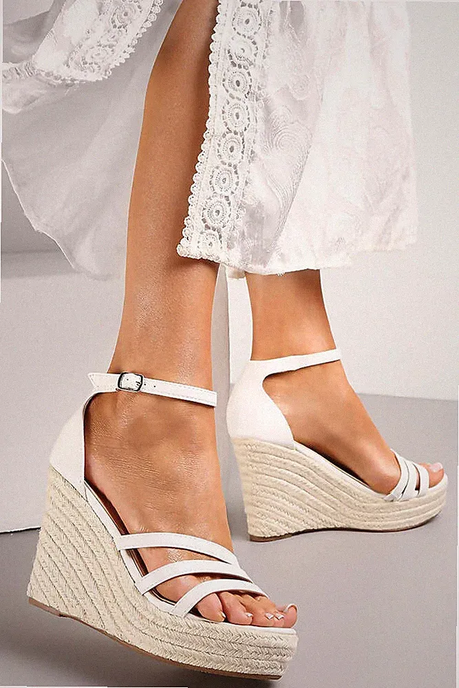 Joia weiße Keilabsatz Plateau Sandalen Riemchen offene Zehenpartie hoher Absatz Schnallenverschluss neu