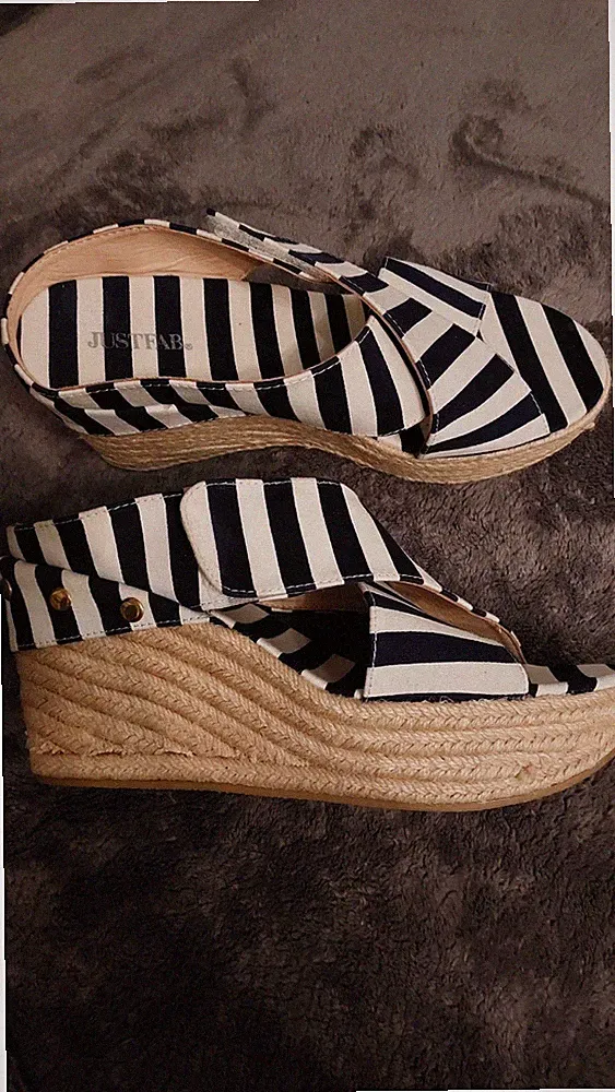 JustFab Espadrille mit Keilabsatz, Damenschuh, Blau - Weiß Gestreift, Gr. 40